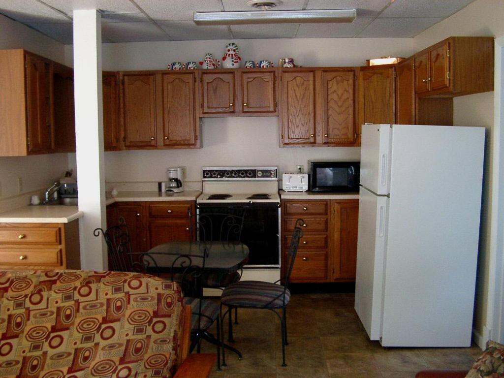 Windsor Motel Лейк Джордж Екстериор снимка